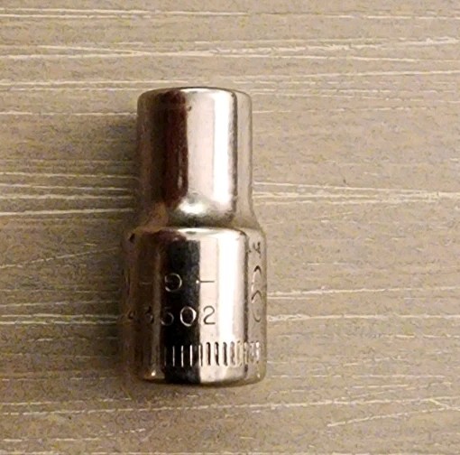 Craftsman USA 6mm Socket 6pt 1/4″ Drive Inverted G 43502 (Bottom Knurl)