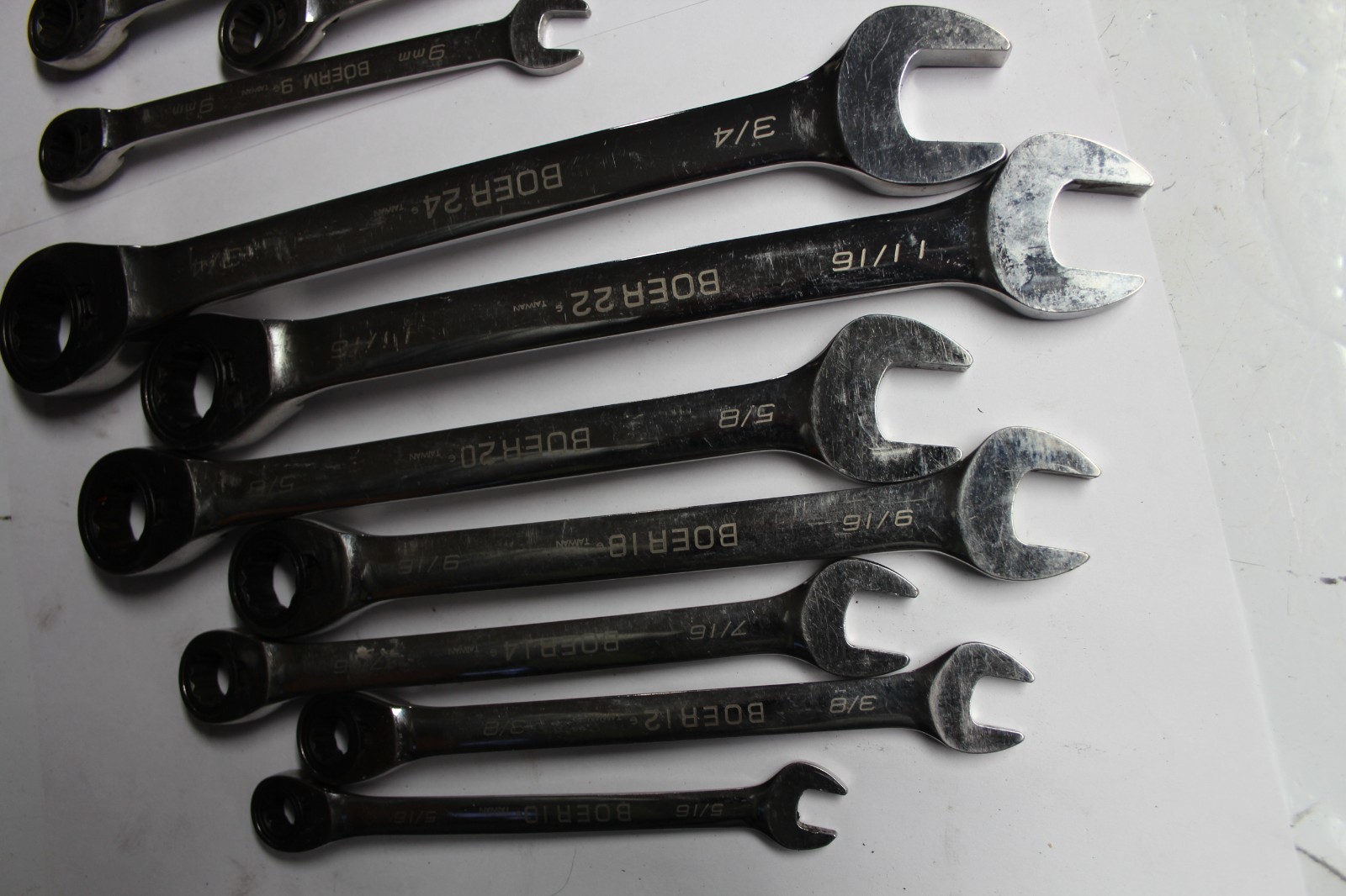 BLUE-POINT TOOLS 12-P METRIC & SAE 15° Offset Ratcheting Box/Open-End Wrench Set