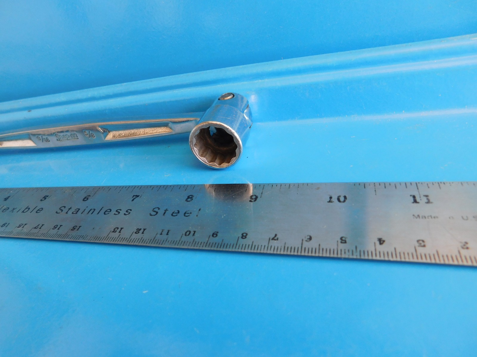 USED, SNAP ON ( 9/16 IN. X 5/8 IN.) FLEX SOCKET WRENCH ,PART # FH1820C
