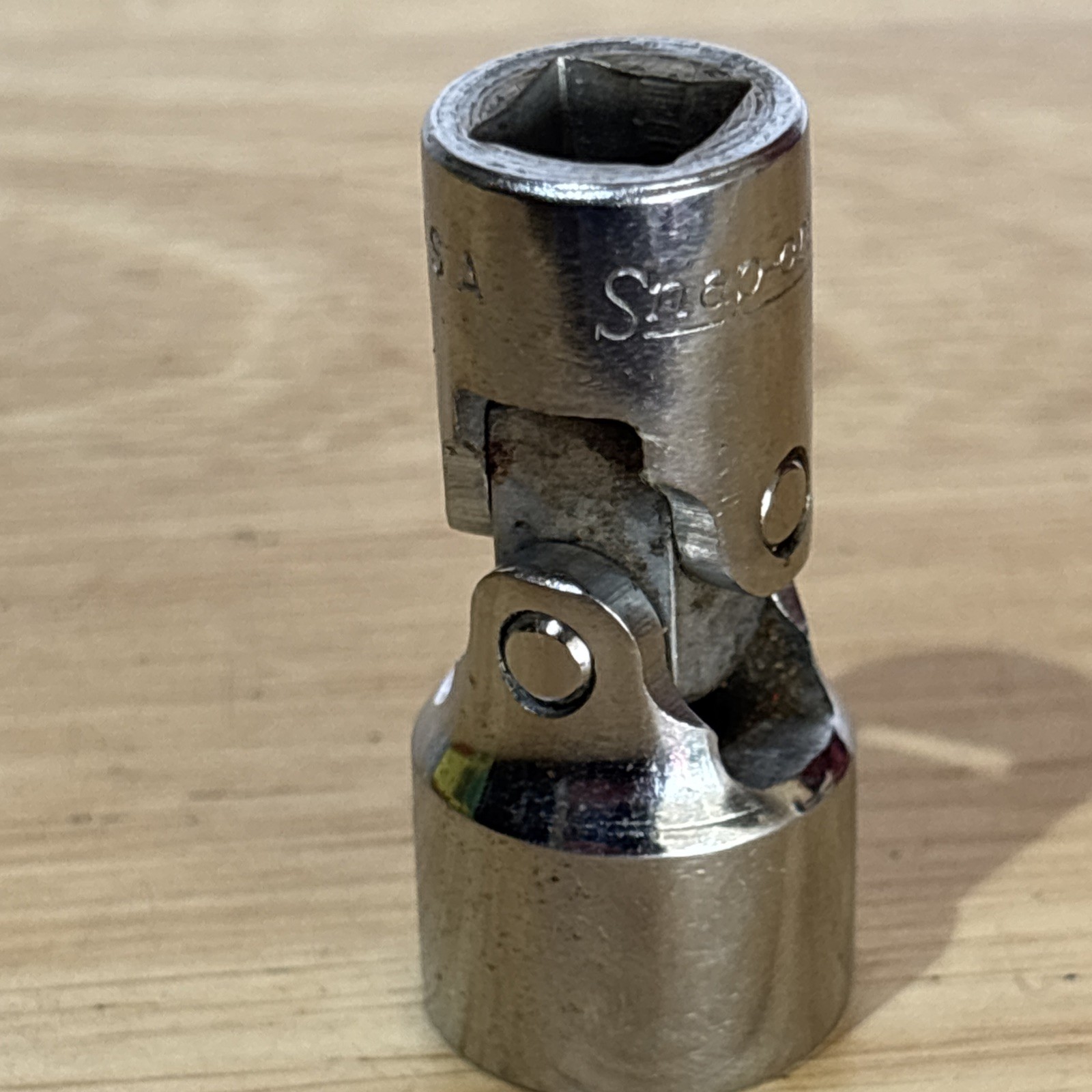 Snap On 5/8″ Shallow Universal Swivel Socket 3/8″ Drive 12 Point FVU20 Vtg USA