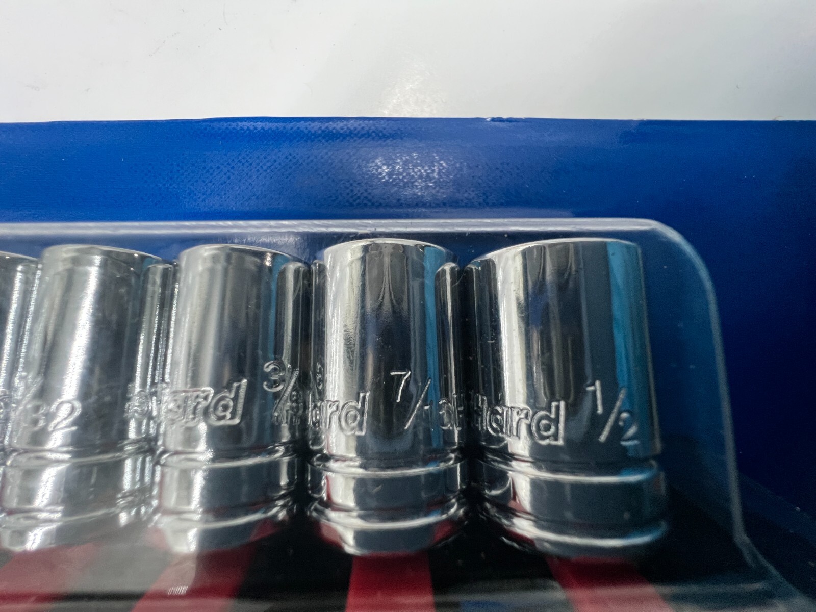 DieHard 9-Piece Socket DHP55244 SAE 1/4″ Drive 6-Point Off-Corner Loading