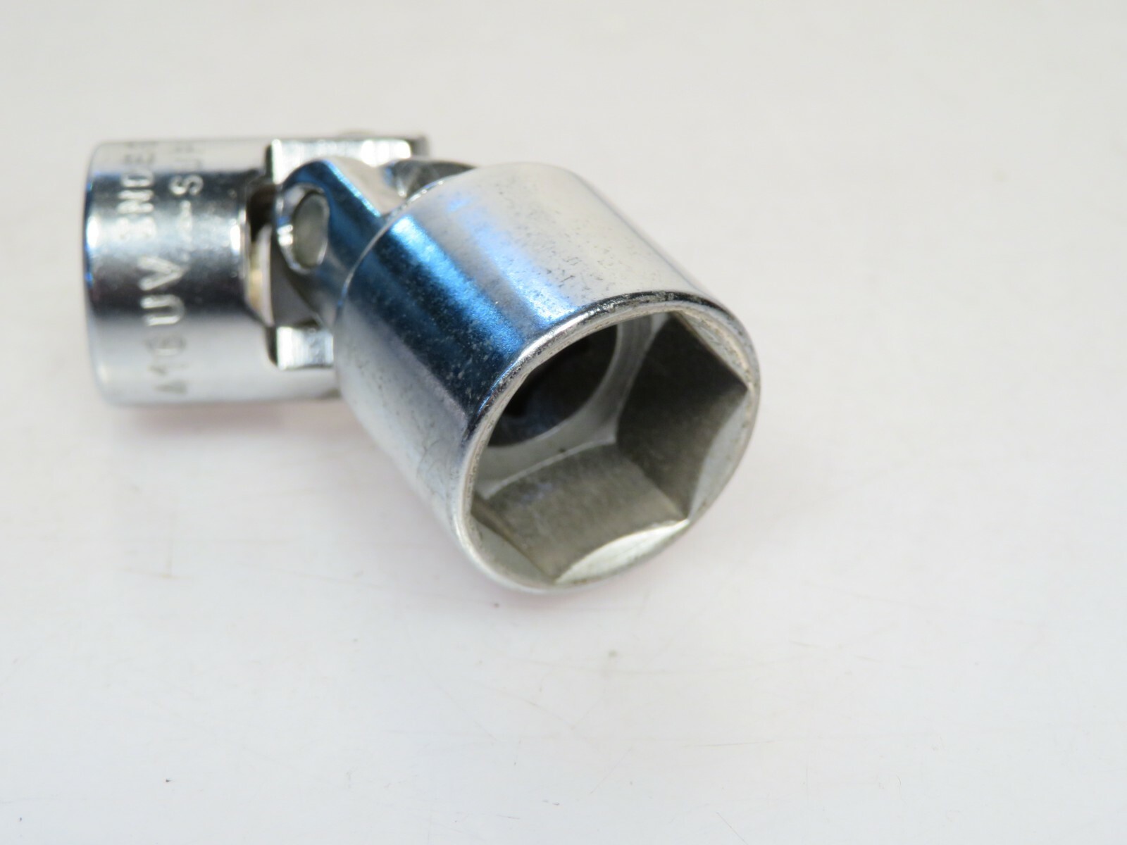 3/8″ Drive 6 Point 16mm Universal Swivel Type Socket Indestro Super Brand 416UV