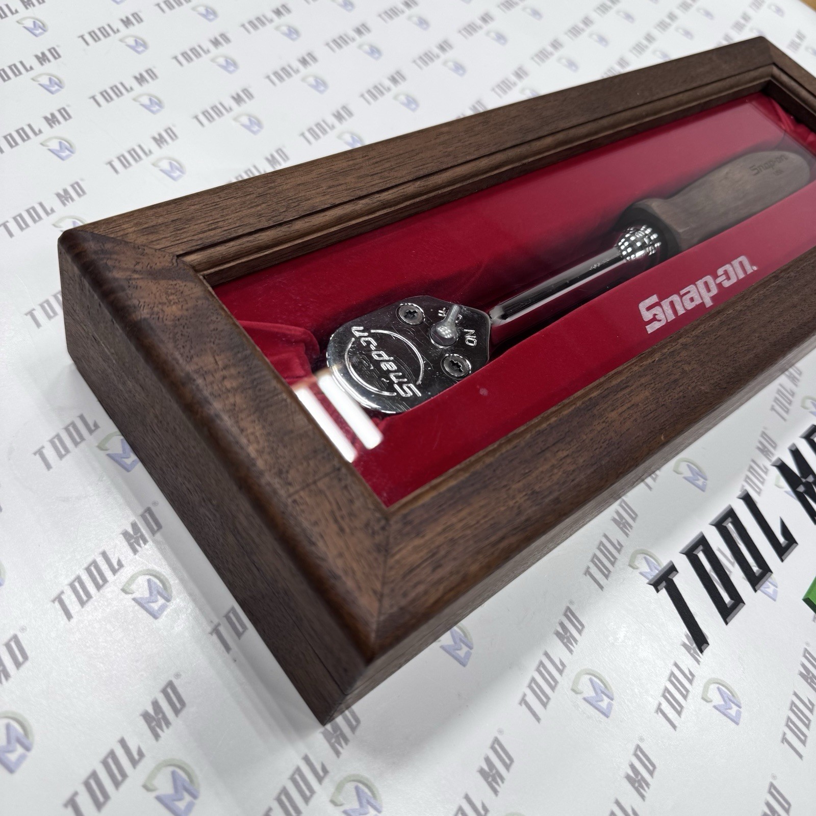 Snap-on Tools USA RARE 2014 Limited Wooden Grip Model Display Case Set SH80A