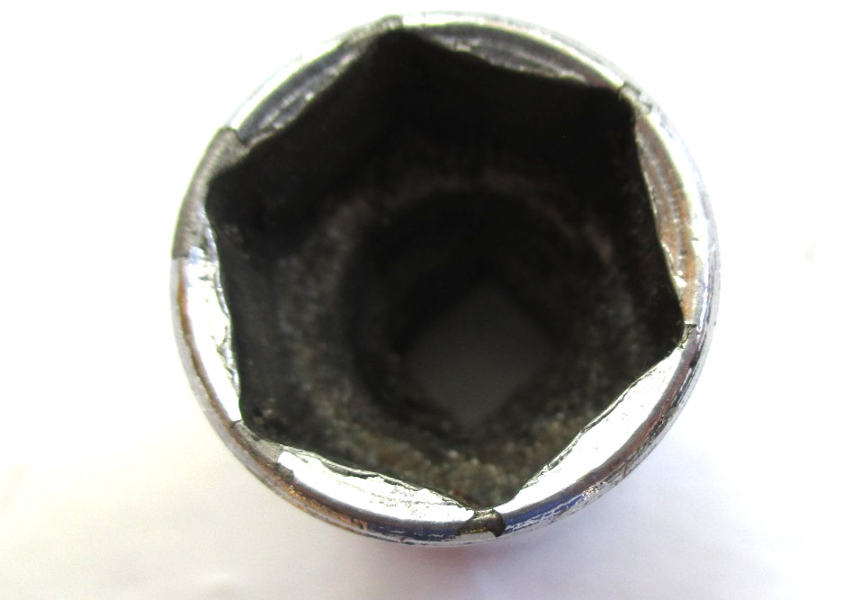 Snap-On Tools TM18 Shallow SAE 9/16″ Socket. 6 Point. 1/4″ Drive.