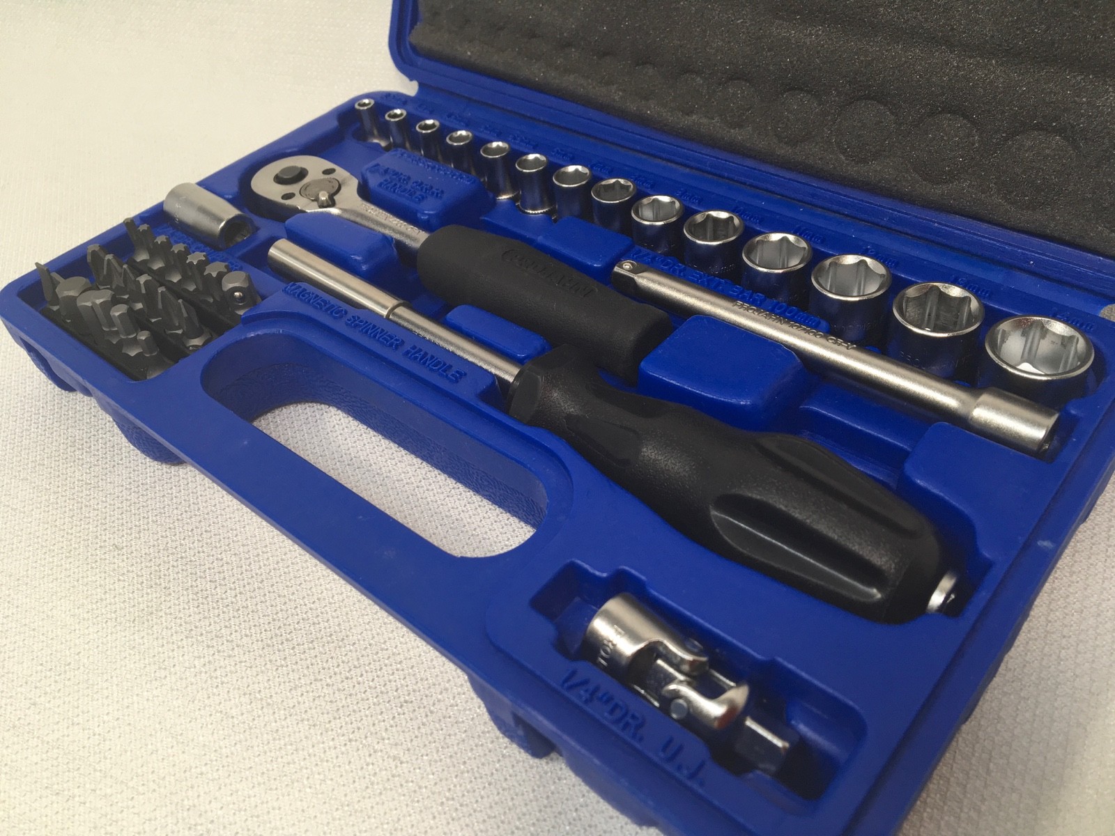NEW PROJAHN Socket Wrench Set 1/4” -Metric 39 Piece Case Profesional 3.5 to 14mm