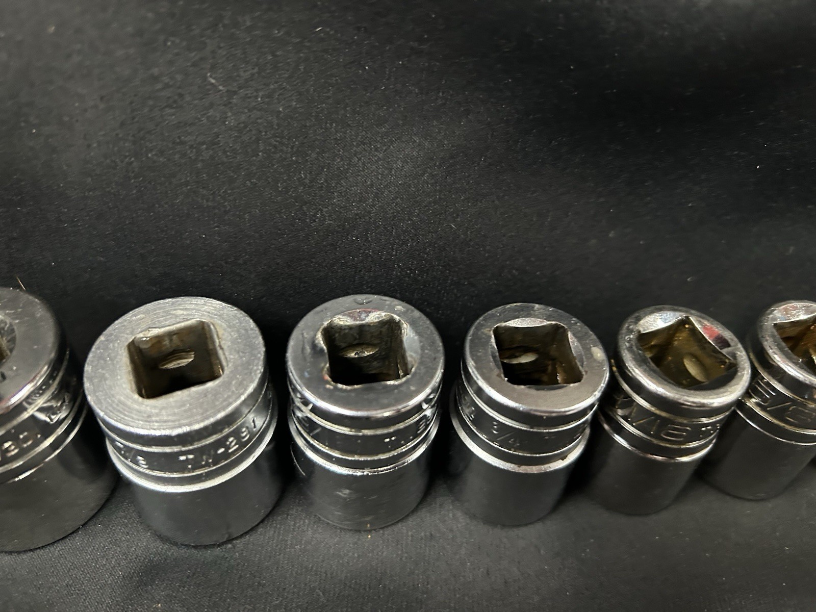 Snap on 13 pc1/2″ Drive 6-Point SAE Flank Drive Shallow Socket Set 1 1/4″ – 3/8″