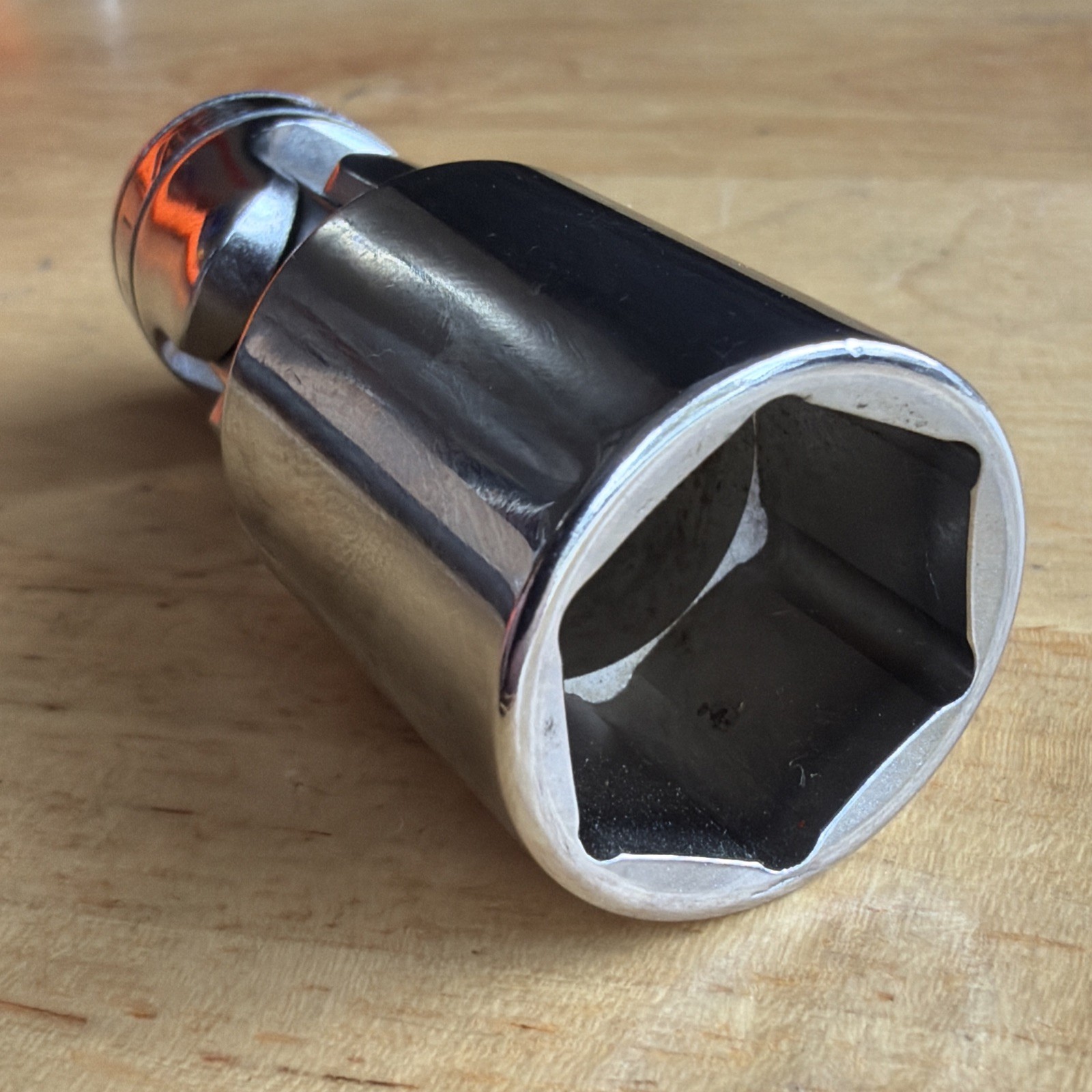 Snap On Tools 11/16″ Deep Universal Swivel Socket 3/8″ Drive 6pt FSU22 NEW 2023