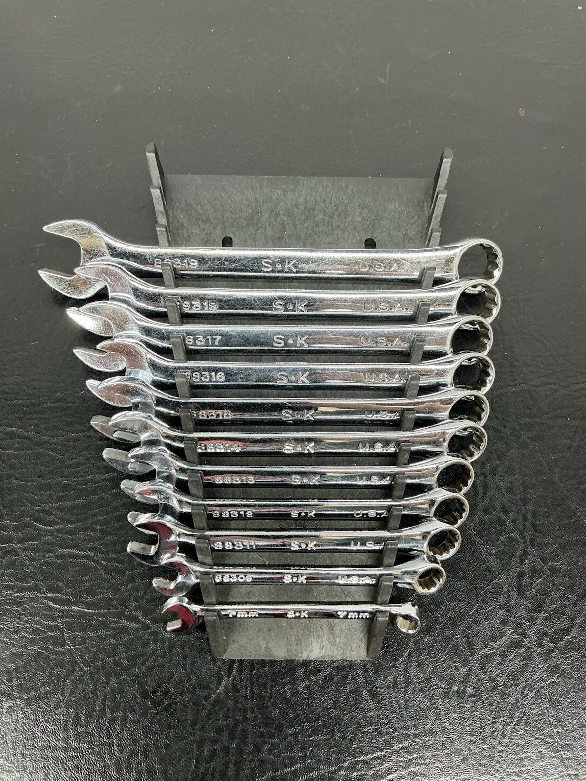 SK Tools 11 piece 12pt Metric Combination Wrenches 7mm-18mm w/Storage READ