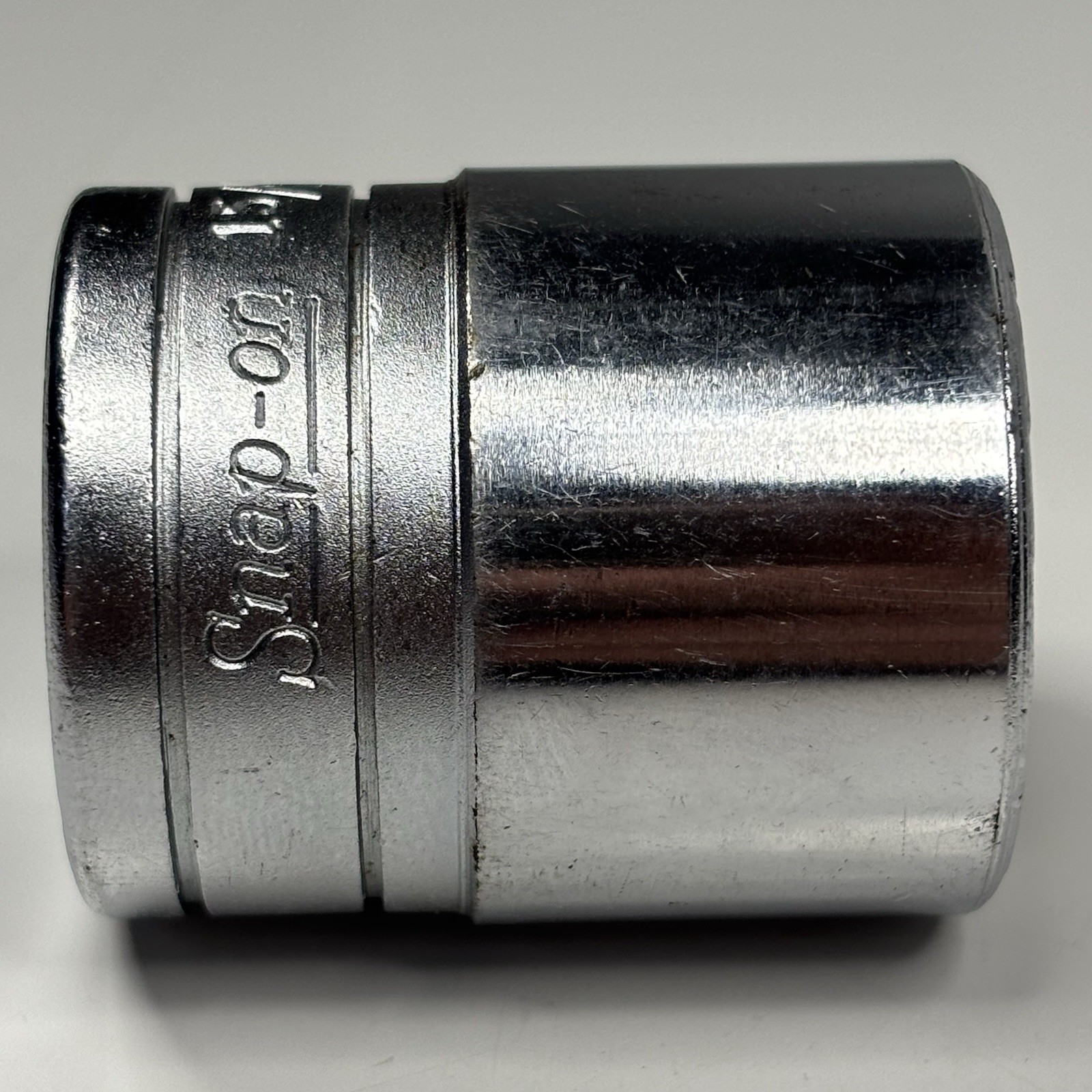 Snap On Tools TW301 1/2 Dr 6Pt SAE 15/16 Flank Dr Shallow Socket VTG 1983 USA