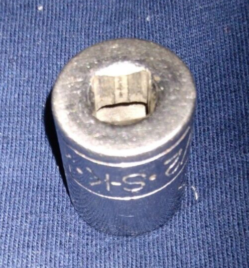 SK TOOLS USA 40118, 1/2″ DRIVE, 9/16″ SOCKET, SHALLOW, 6 POINT.