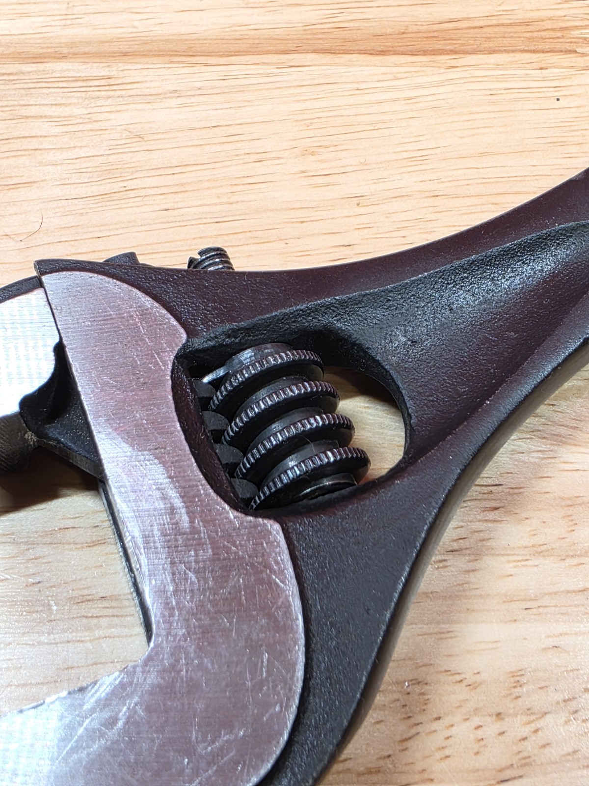 MAC TOOLS AWP10BA Black Adjustable Wrench 10″ Long NICE