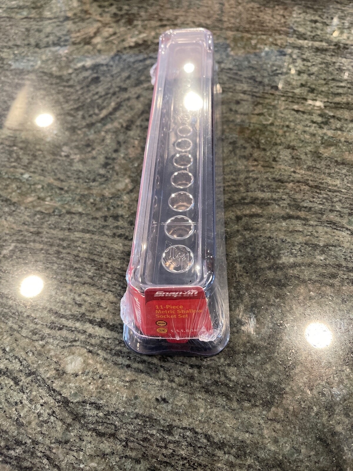 Snap On 111tmmdy 11 pc metric 1/4 drive 12 pt socket set 5,5.5,6-14 sealed