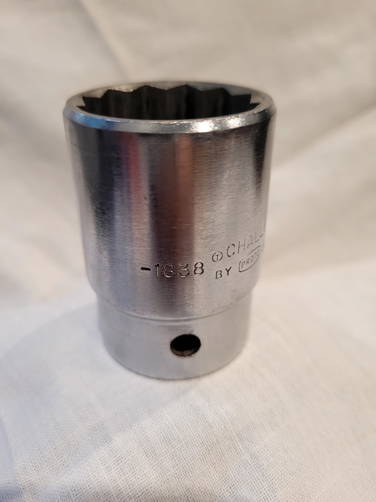 VINTAGE CHALLENGER 12 PT SOCKET. 1-3/16″. 3/4″ DRIVE -1838