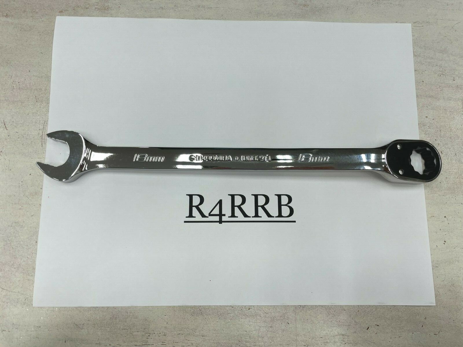 Snap-on Tools USA NEW 18mm Metric Reversible Ratcheting Wrench SOXRRM18A