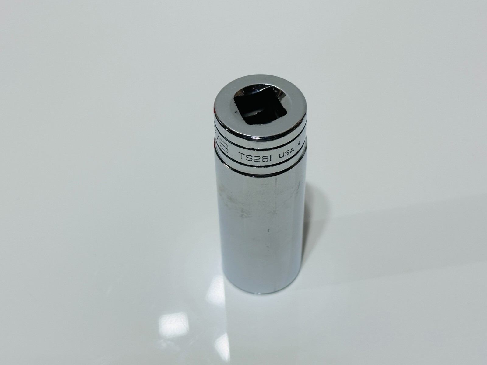 Snap-On Tools USA TS281 SAE 7/8″ Deep Chrome Socket – 1/2″ Drive – 6 Point