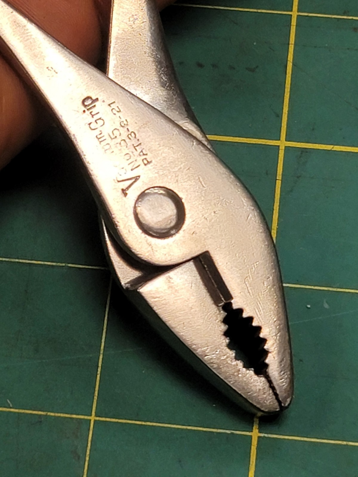 VINTAGE Rare VACUUM GRIP No.35 SLIP JOINT PLIERS Patent 3-8-21