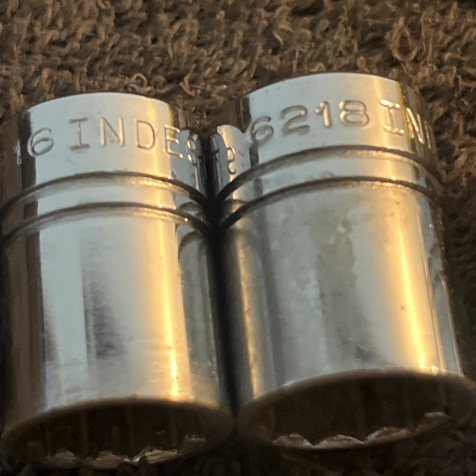 Vtg Indestro 20 Pc 1/4″ & 3/8″ Drive Socket Set No. N6330