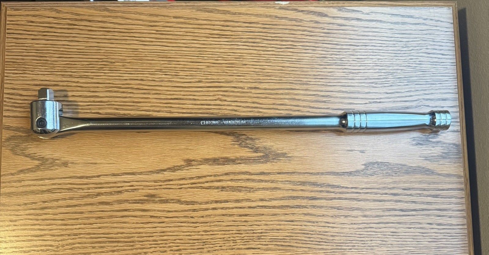 Good condition 1/2 18inch breaker bar chrome vandium