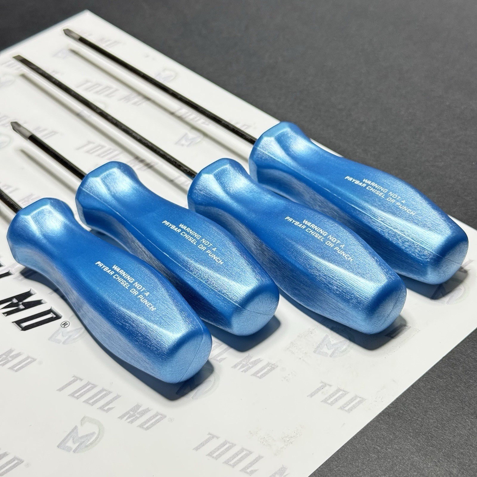 Snap-on Tools USA RARE Custom 4pc PEARL BLUE Hard Handle Cabinet Screwdriver Set