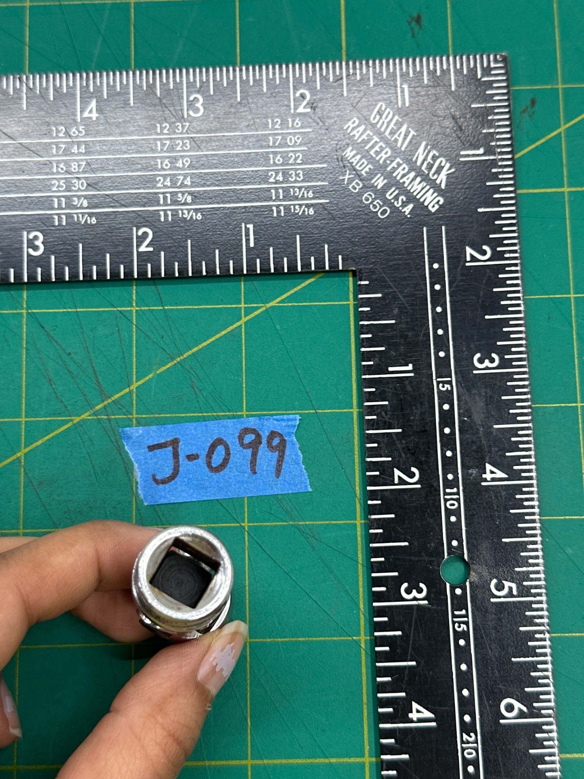 Pittsburgh Chrome Forge Vanadium 3/8″ Drive Universal Swivel Adapter, Made Japan