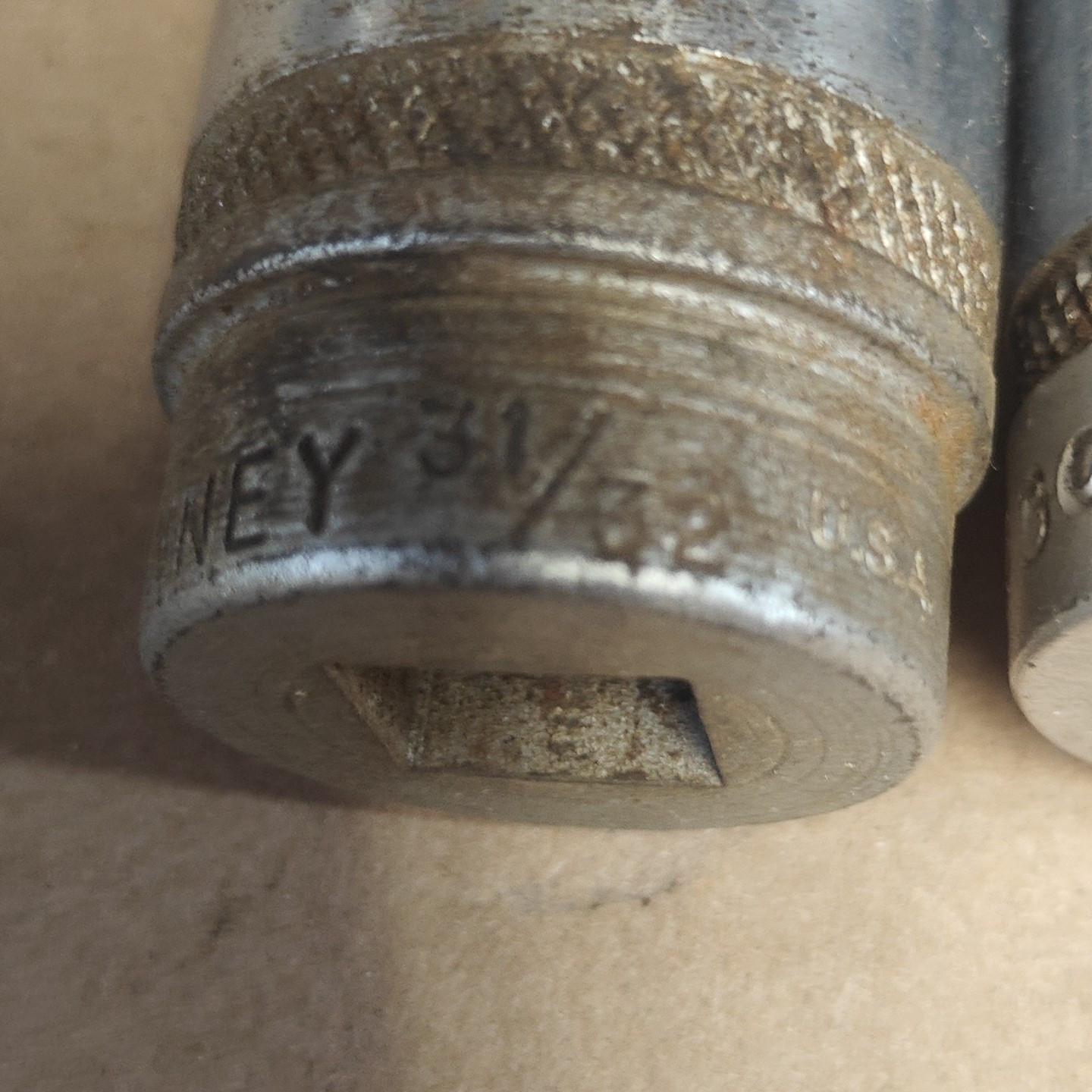 VTG BONNEY 1/2″ DRIVE A-702K RATCHET W/ 9 PC 12 PT SOCKETS 13/16 -1 1/4 READ