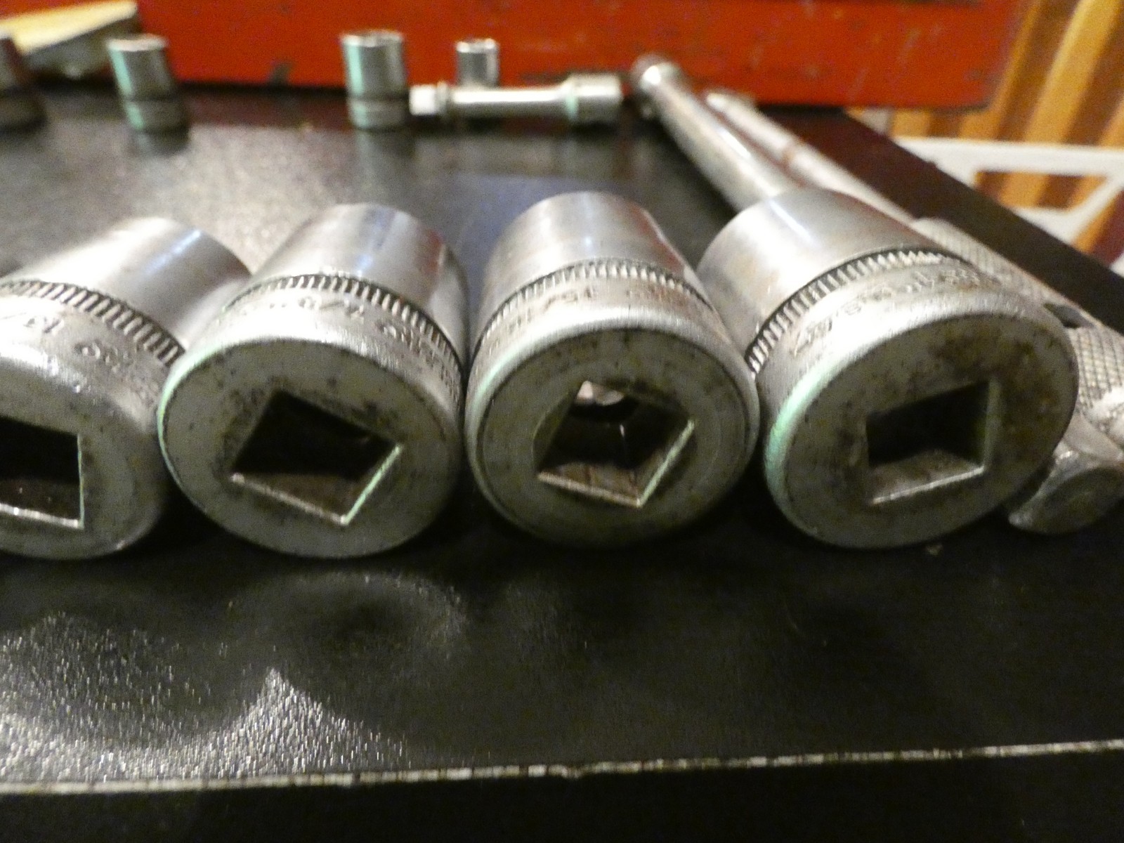 Indestro Super USA 10 pc. 1/2dr. 12pt. Socket Set 7/16-1″ + 1/2 to 3/8 adapter