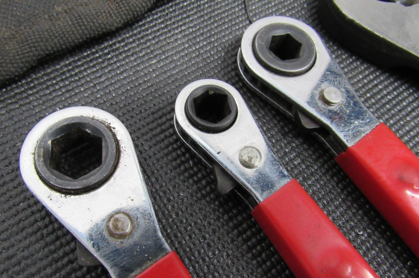 Mac Tools BPKIT2 7-Piece Master Battery Service Tool Set w/ Storage Pouch