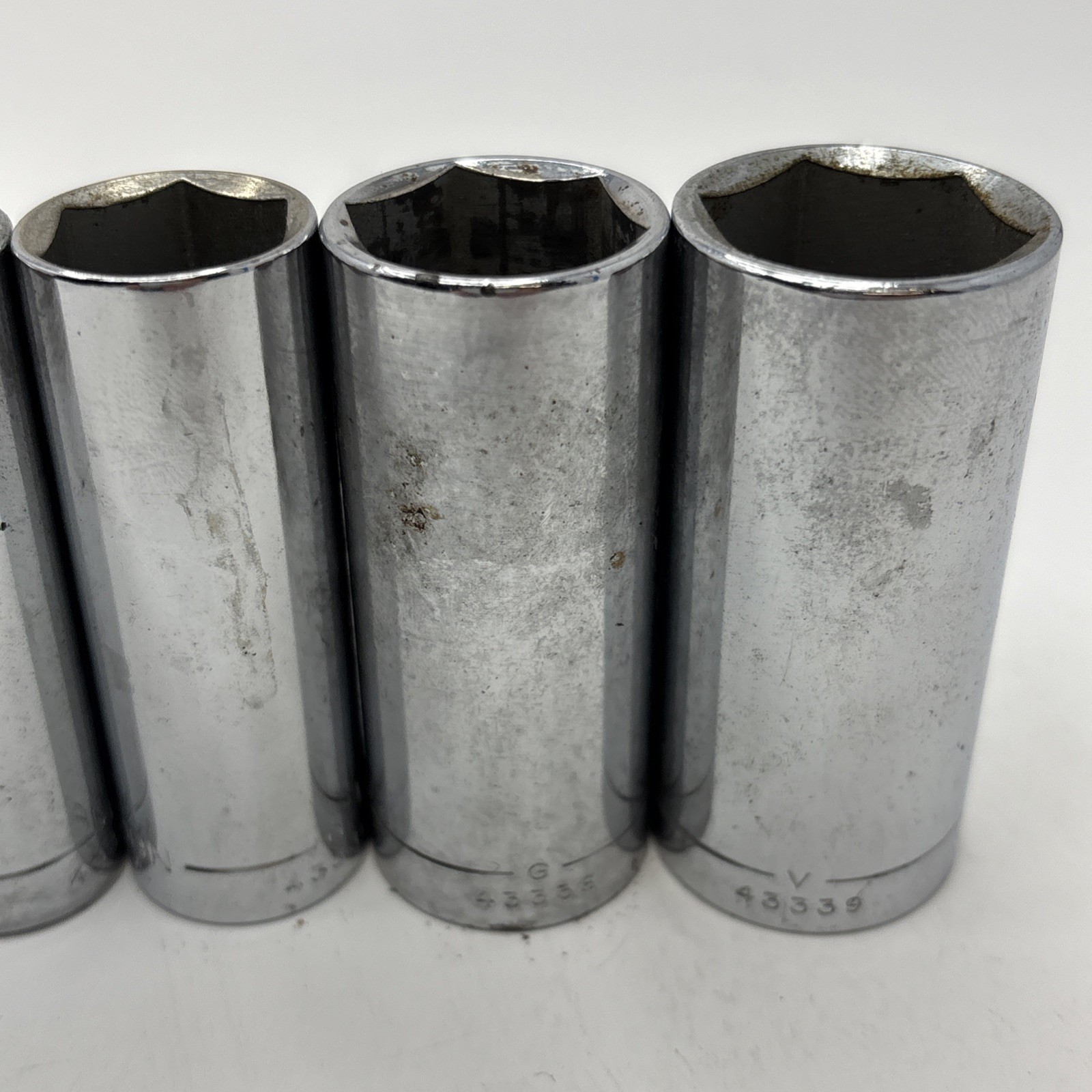 Vtg Craftsman 3/8″ Drive SAE 9 pc Deep Well Socket Set 6 pt. W/ Metal Tray USA