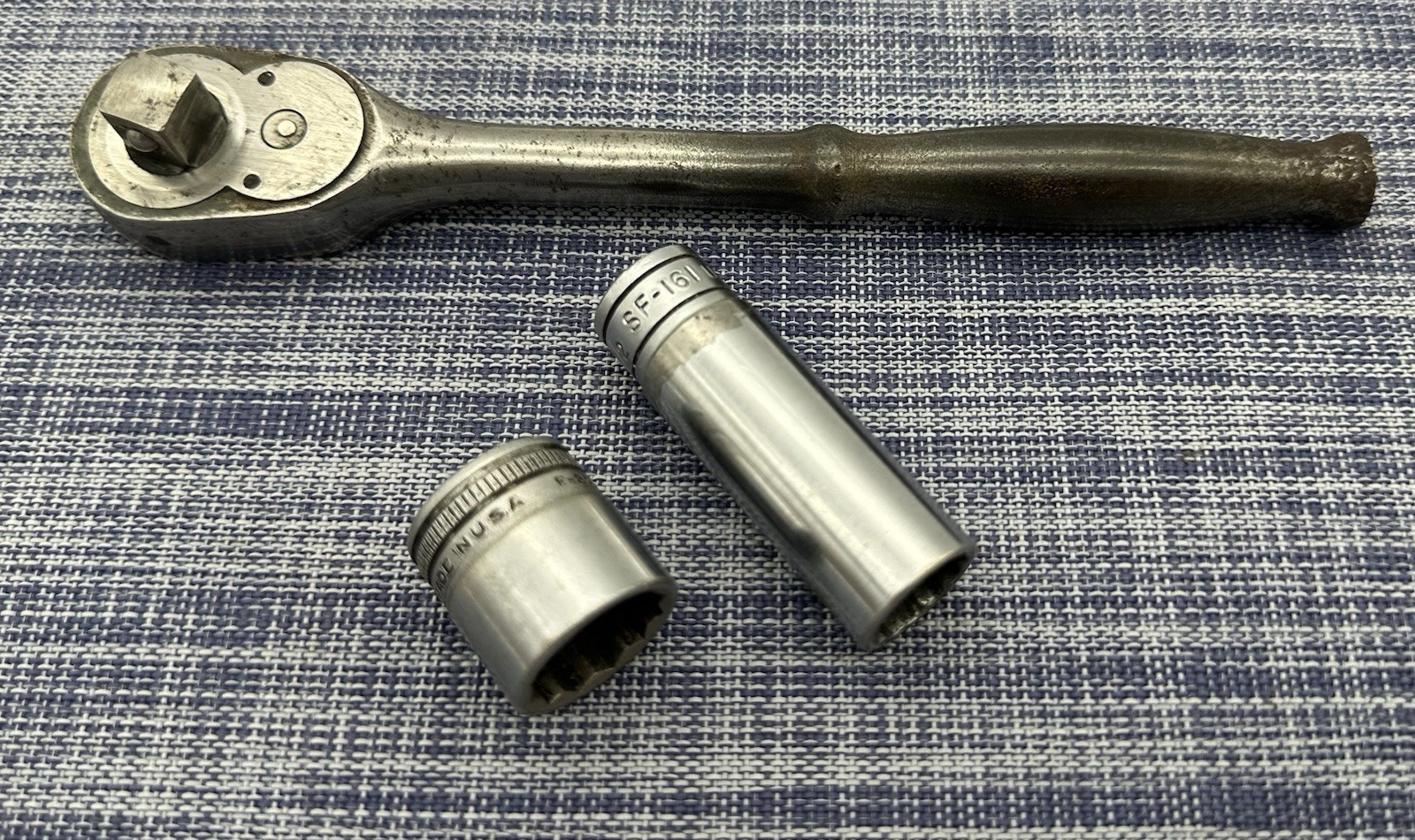 Snap On Vintage 3/8 Drive Ferret Ratchet F-70N & 2 Bonus Sockets