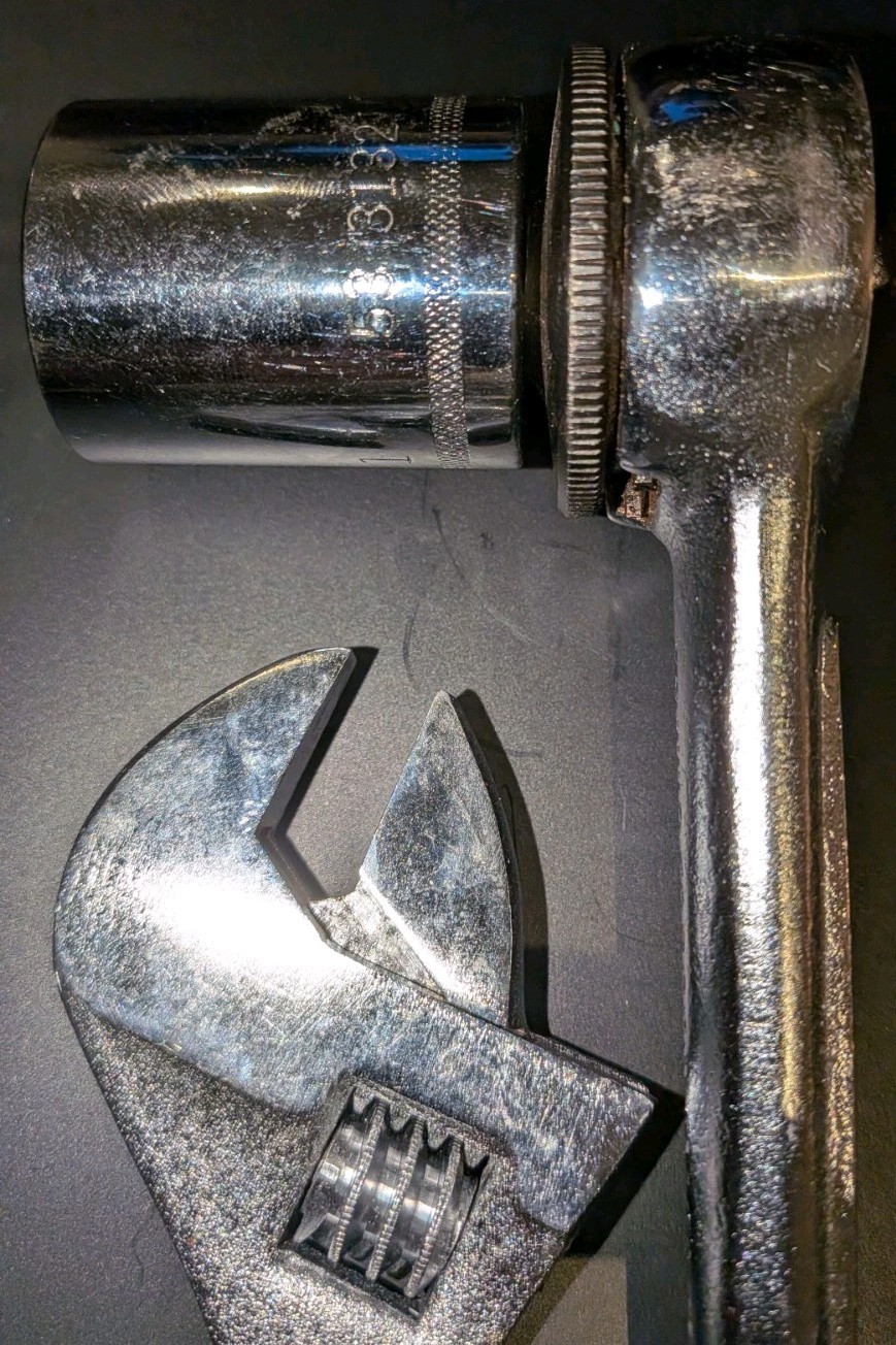 Lot of 3 ~ EASCO 1/2″ Ratchet 731111, w/ 1″ Socket, & 8″ Adjustable Wrench