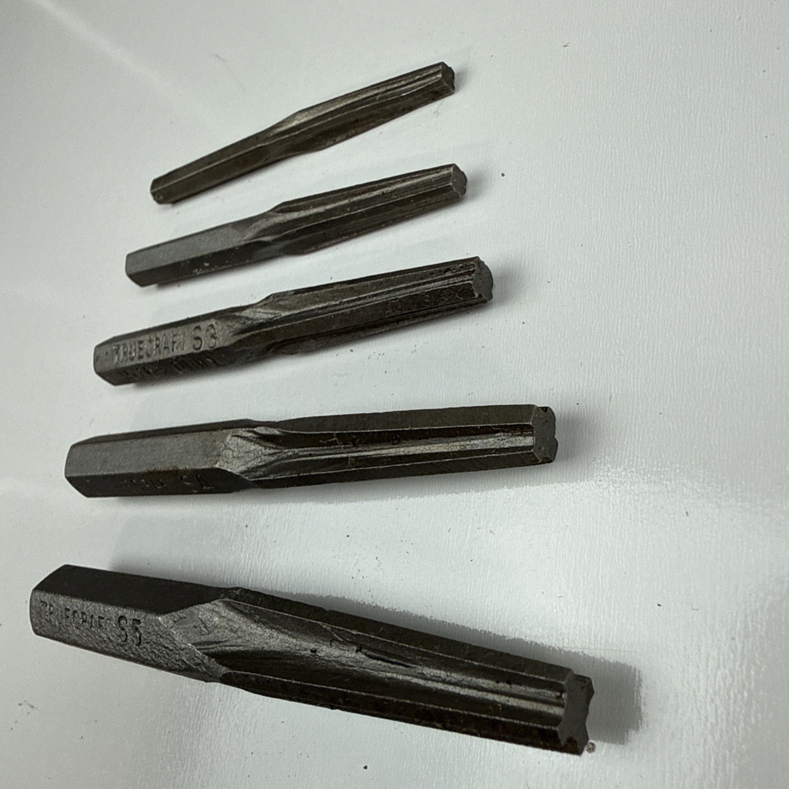 5 Pc TrueCraft Tools Flute Spline Bit Screw Extractor Set Broken Bolt Lot Pouch