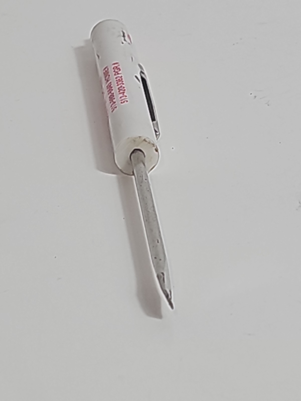 MAC TOOLS Advertising White Alexander Flat Pocket Magnetic Screwdriver – 5-1/2”