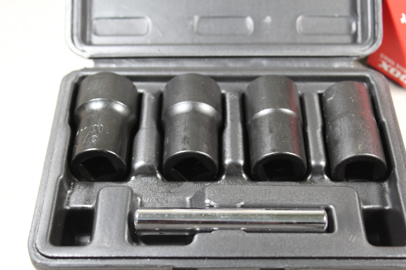 NEW Maddox Universal Locking Lug Nut Removal Set: 17mm, 19mm, 21mm & 22mm MC5-1