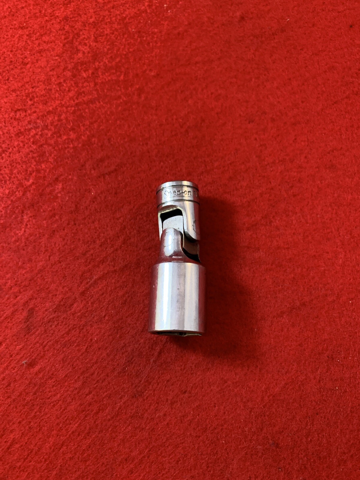 Snap On FSU22 3/8″ Drive 6pt 11/16″ Deep Chrome Swivel Socket (G5)