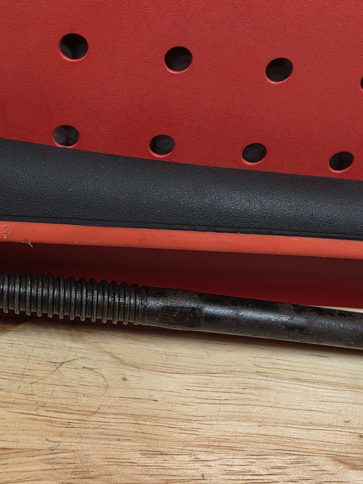 Snap-on Tools PWZ2 17″ RED Soft Grip Adjustable Pliers Wrench