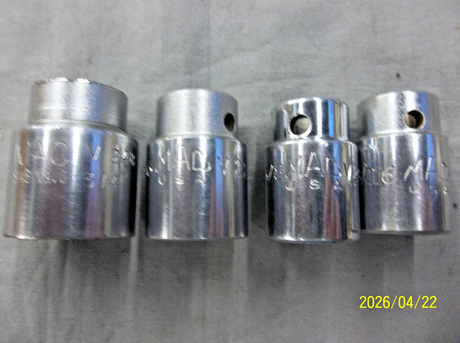 4 – Mac Tools 8 PT. USA 1/2″ Drive Chrome Sockets SAE V SERIES