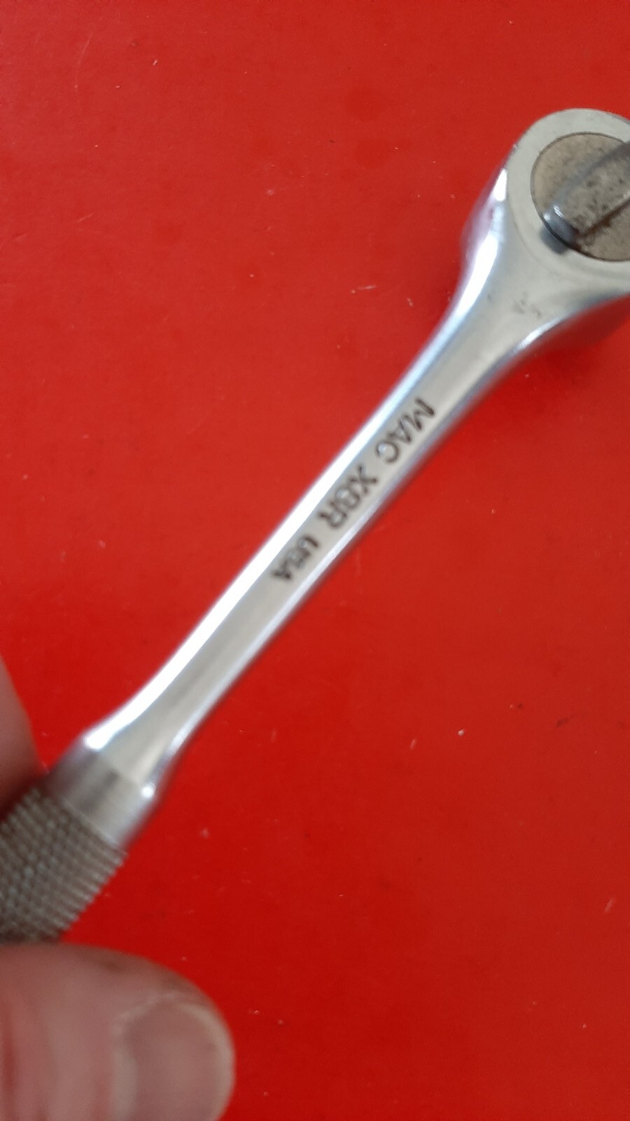 Vintage MAC TOOLS USA X8R Reversible Ratchet Wrench 3/8″ Drive Knurled Grip