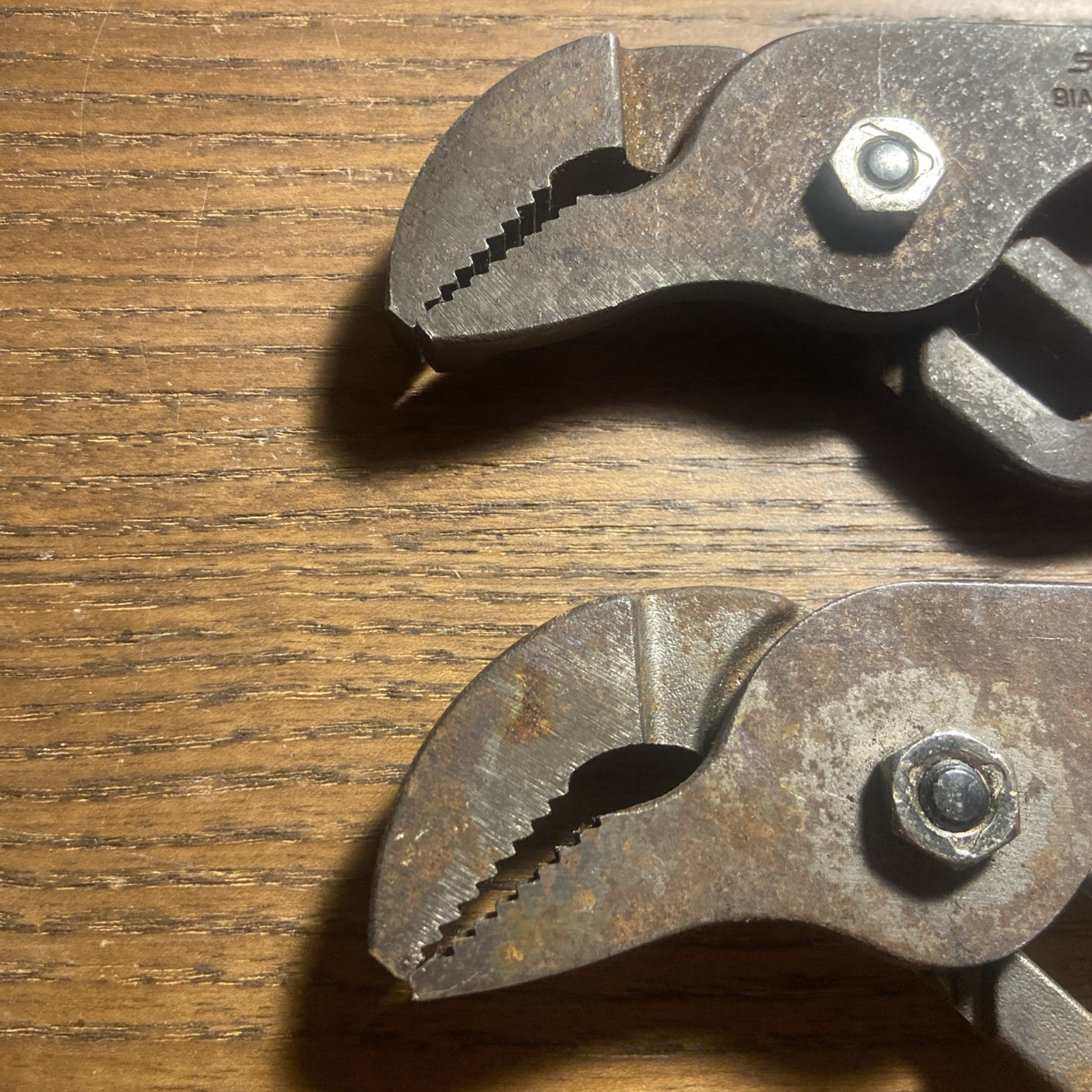 2 Pair of Snap On 91ACP Red 9″ Adjustable Joint Channel Pliers Free Shipping