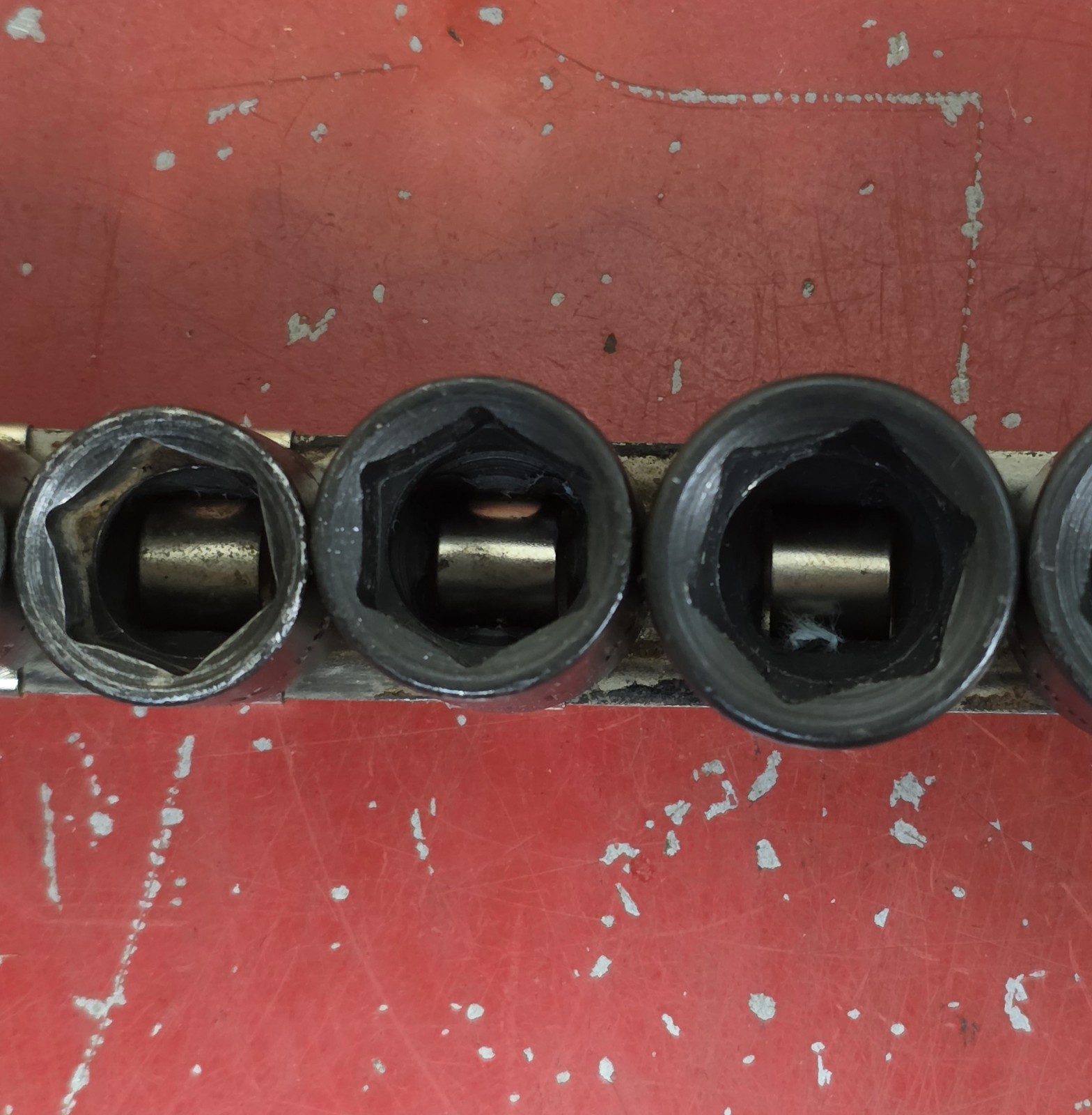 SK Tools 3/8″ Dr 12pc Metric Impact Shallow Socket Set 6pt 8mm -19mm USA