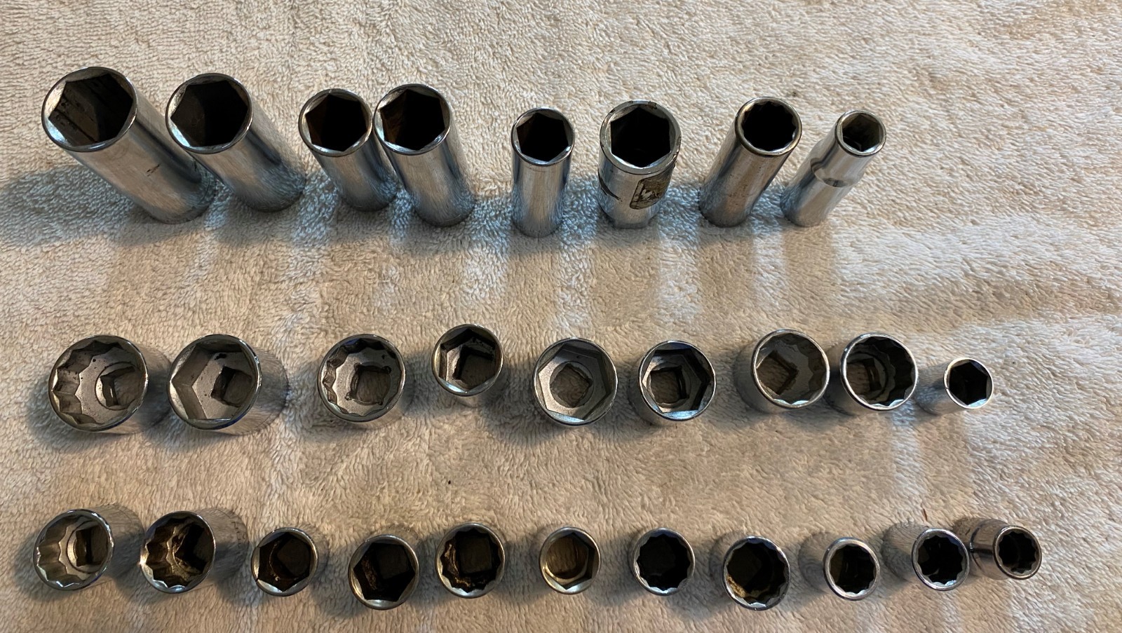 Lot of 37 – Craftsman 3/8″ Drive Assorted SAE Sockets, Made in USA