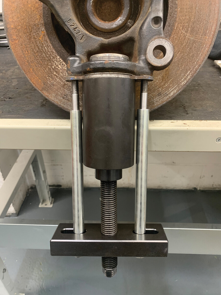 LOWER BallJoint Removal Install Tool FOR Transit Platform / Chassis (from 2014)