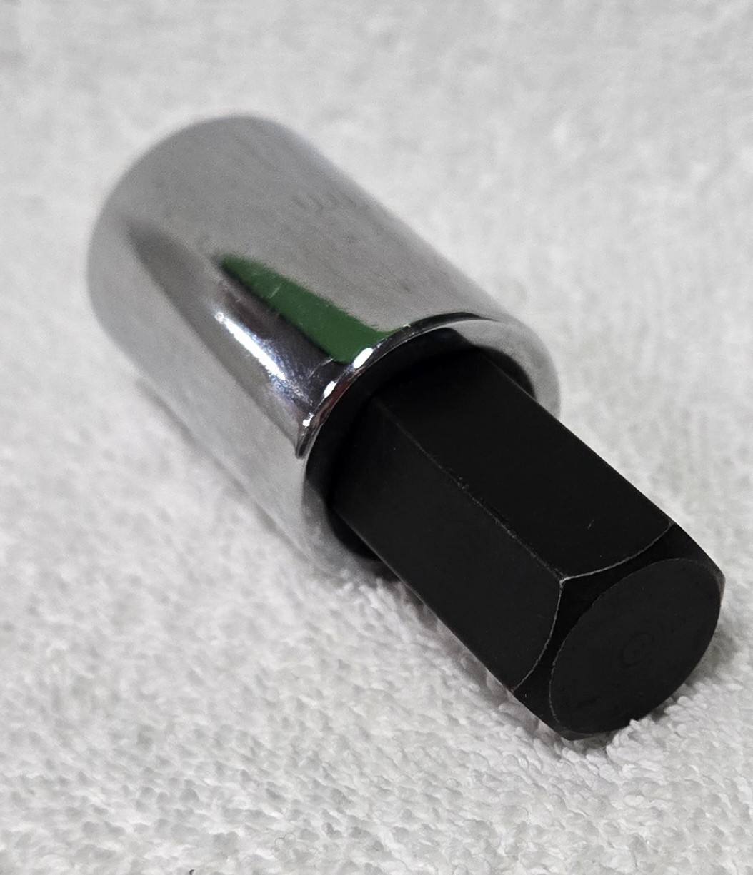 Vim 17mm Hex Socket