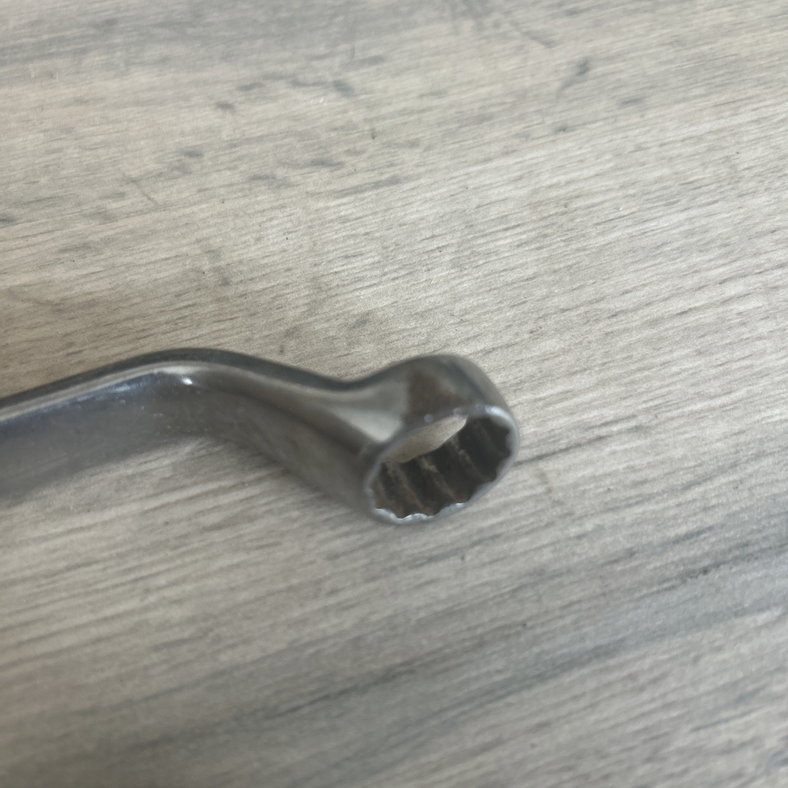 Snap On 13mm-15mm 12-Point Metric 60° Deep Offset Box Wrench XOM1315