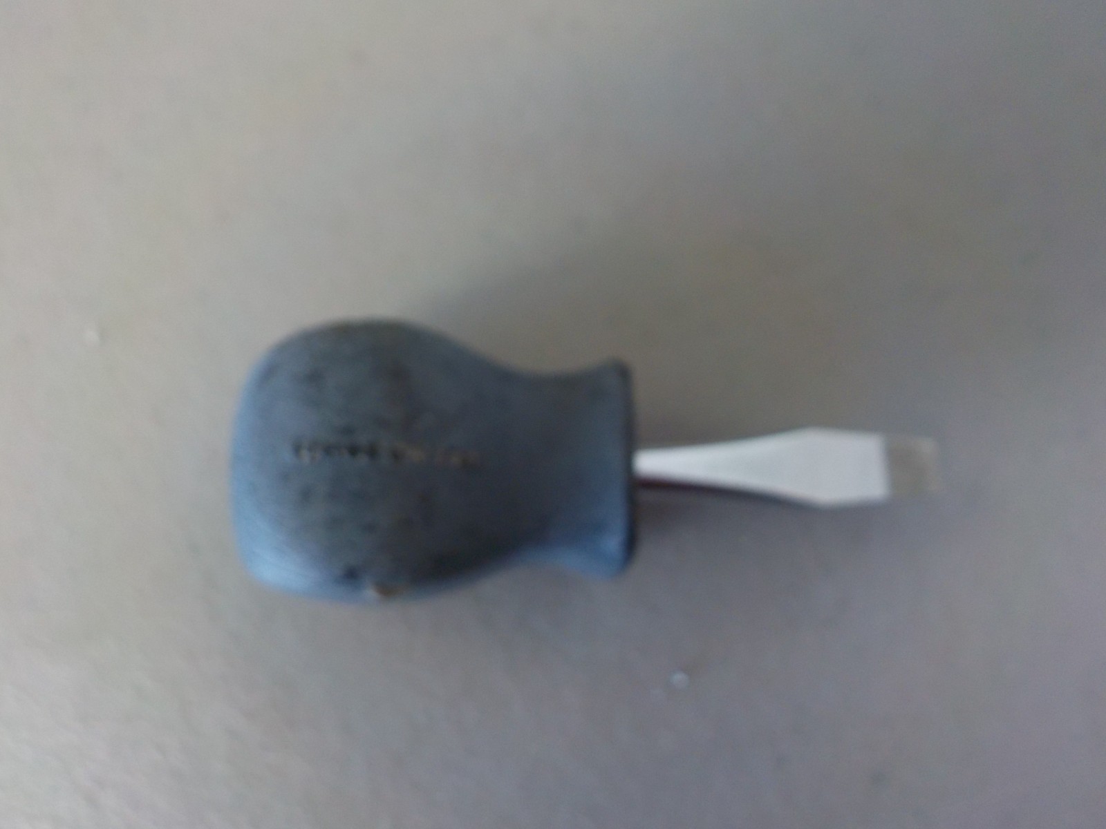 SNAP ON Flat Tip Stubby Hard Black Handle Grip Screwdriver – FREE SHIPPING