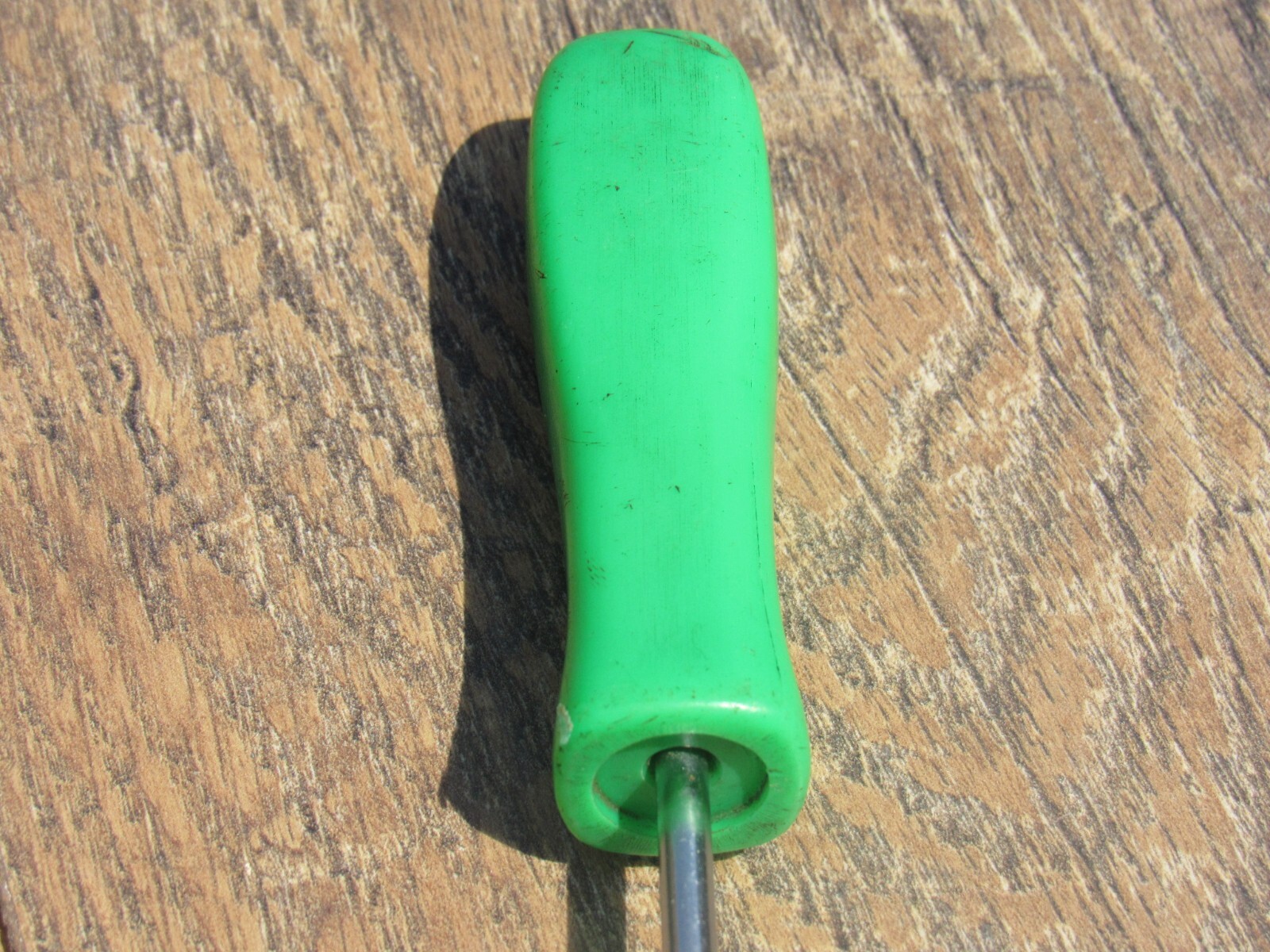 MATCO FLAT TIP STRAGHT 6 3/4″ BLADE SLOTED GREEN HANDLE SCREWDRIVER 10 1/4″ OAL