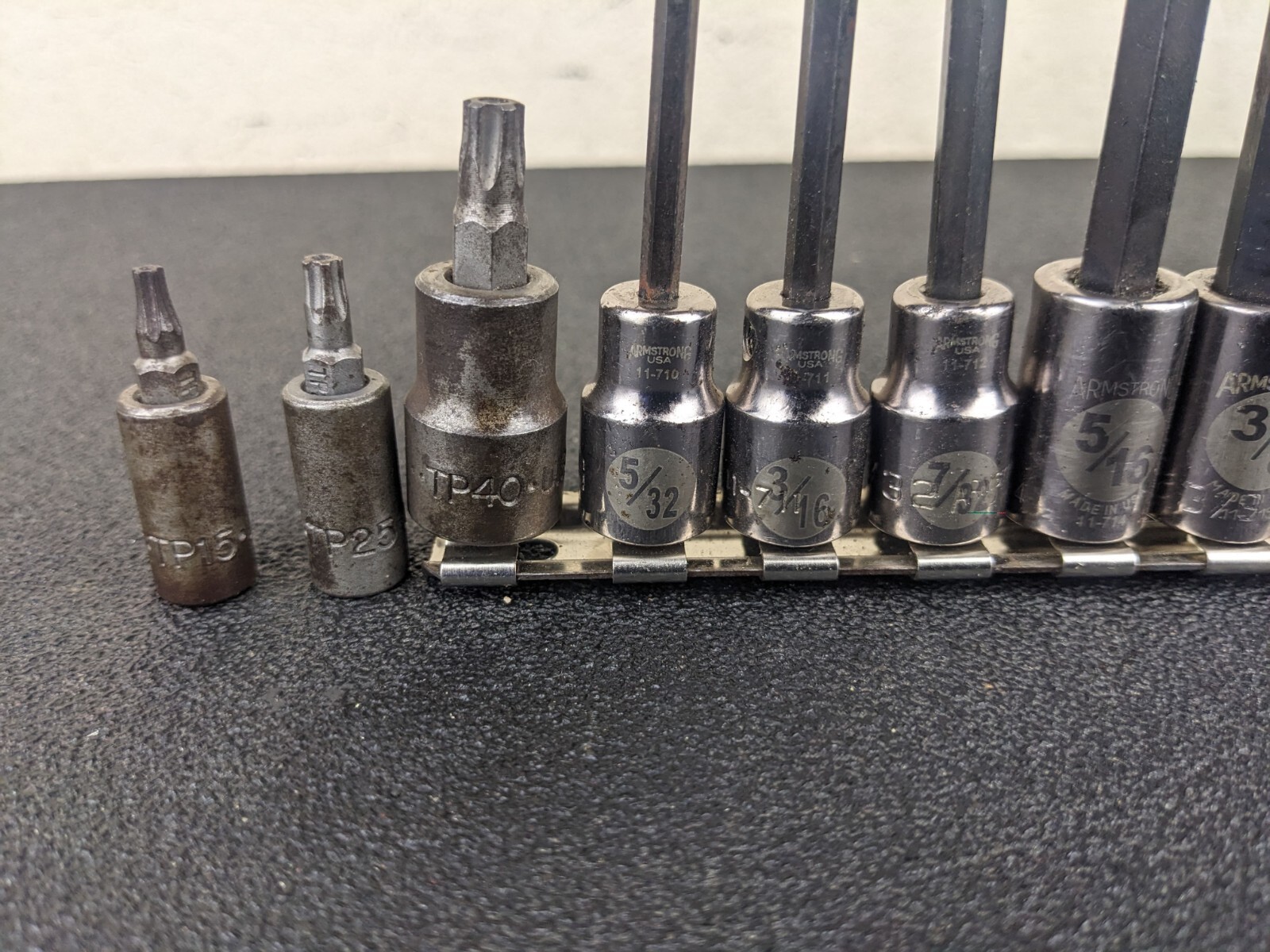 #ax279 Armstrong USA 1/4″ 3/8″ 1/2″ Drive Torx & Hex Drive Socket Set GMTK