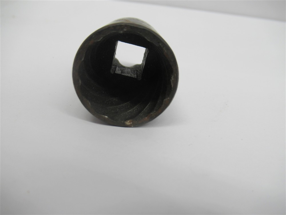 Blue-Point LSR2502, 7/8″, 1/2″ Drive, Lug & Lock Flip Socket, USED