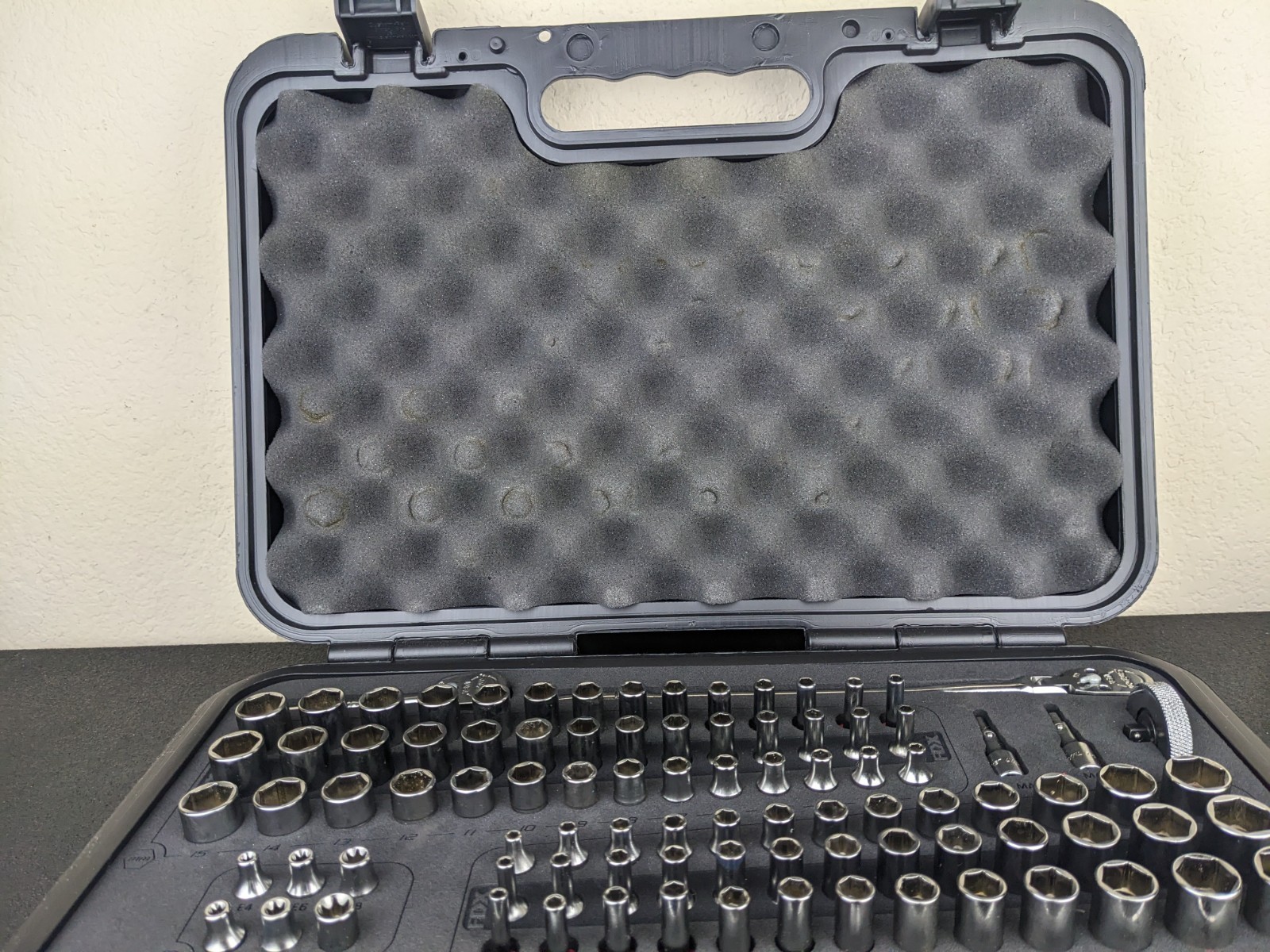 #bn531 Snap-On NEW 1100TMPBFR 100pc 1/4″ Drive Metric / SAE General Service Set