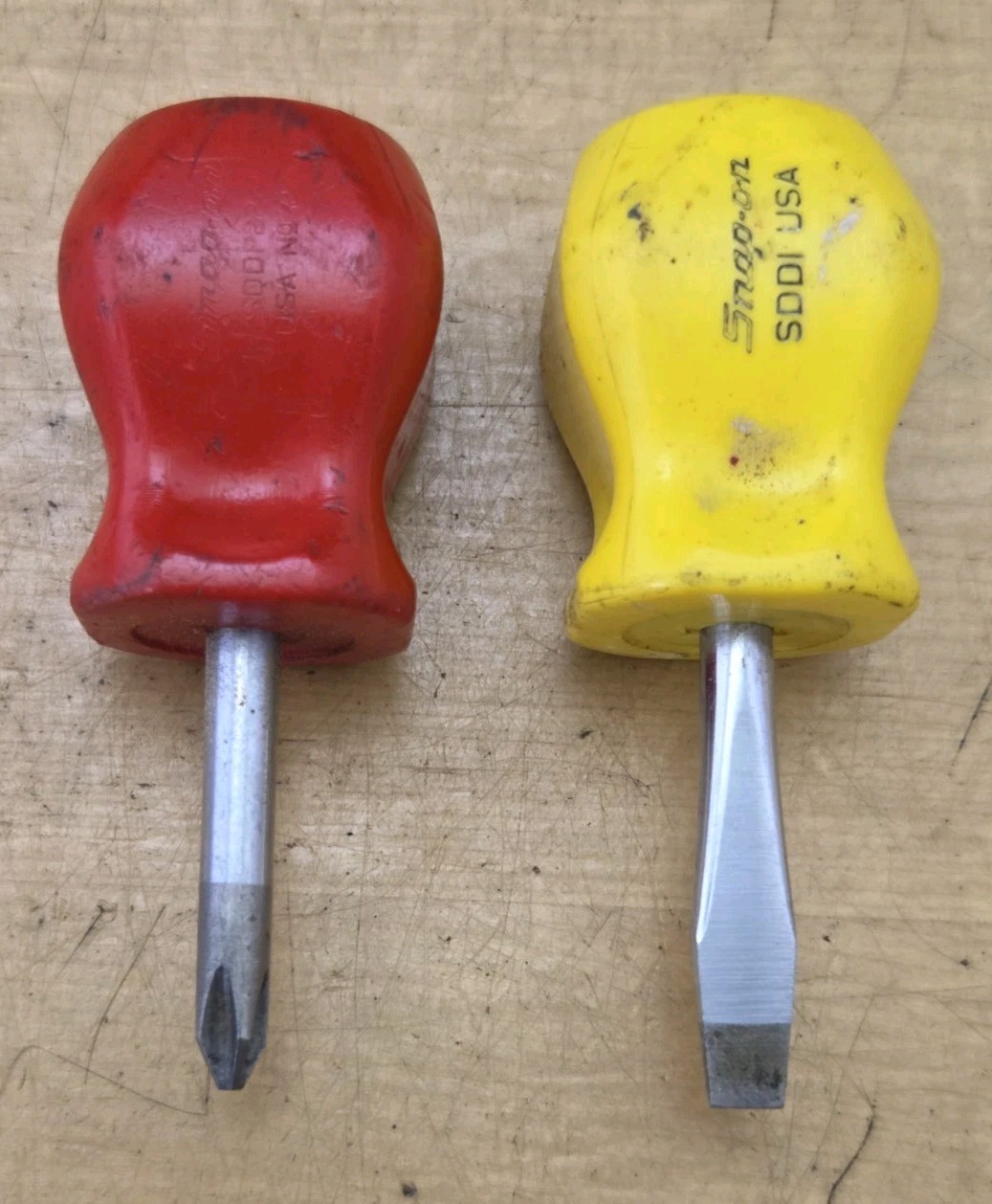 Snap On SDDX80- 8 Pc Combination Drive Multi-Colored Hard Handle Screwdriver Set
