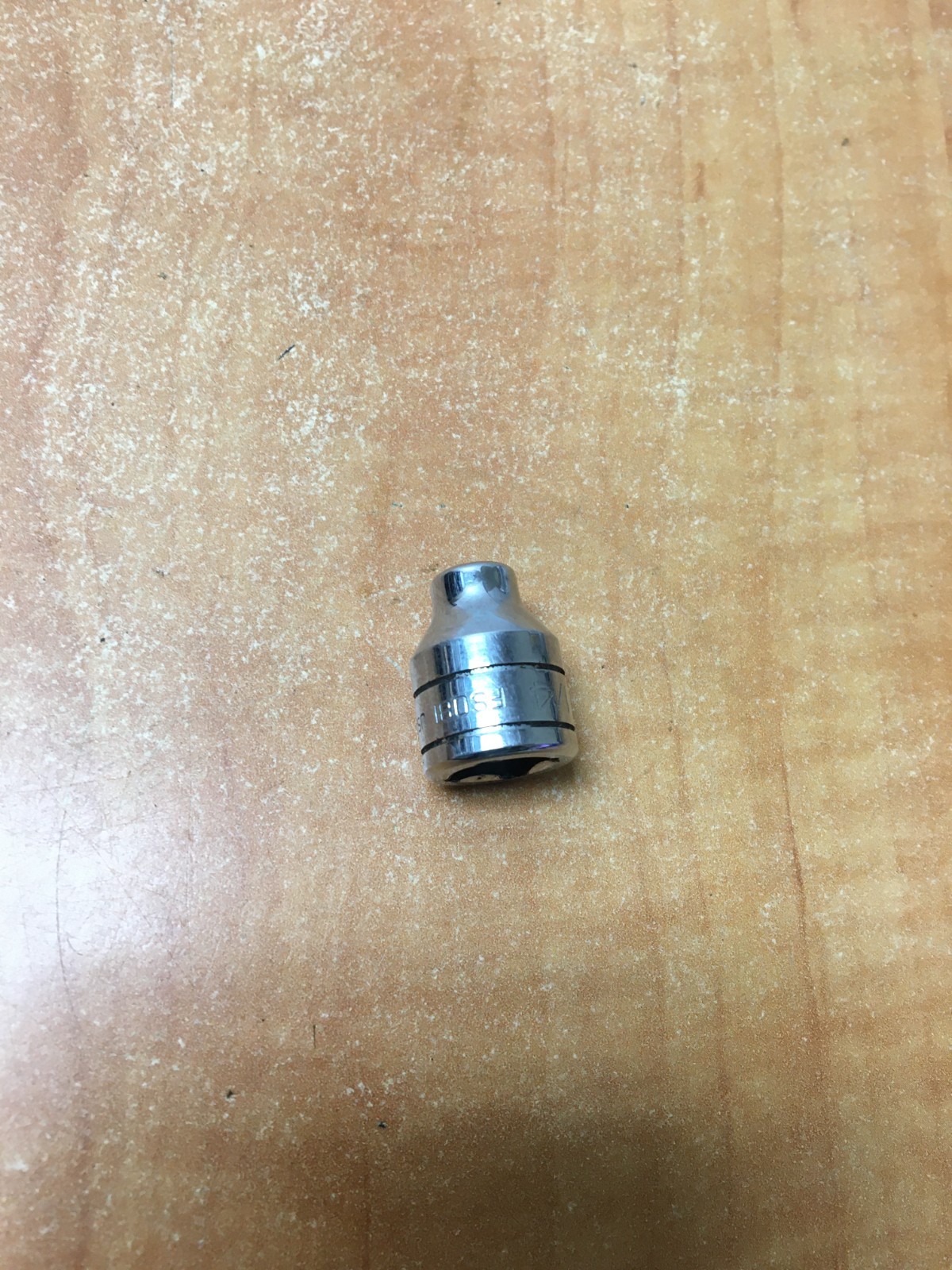 Snap On 3/8″ Drive 1/4″ Shallow 6pt SAE Socket FS081